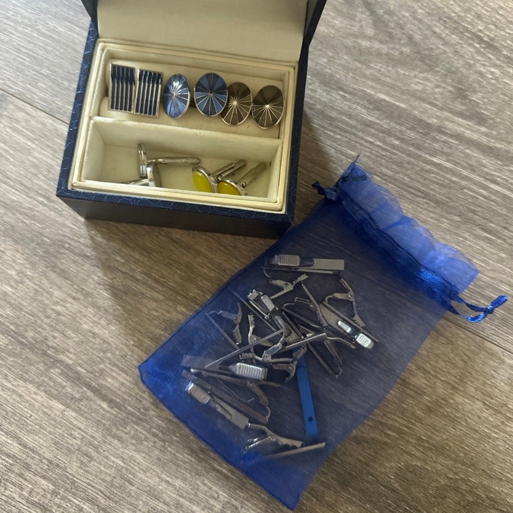 Men’s cuff links and tie clips variety bundle